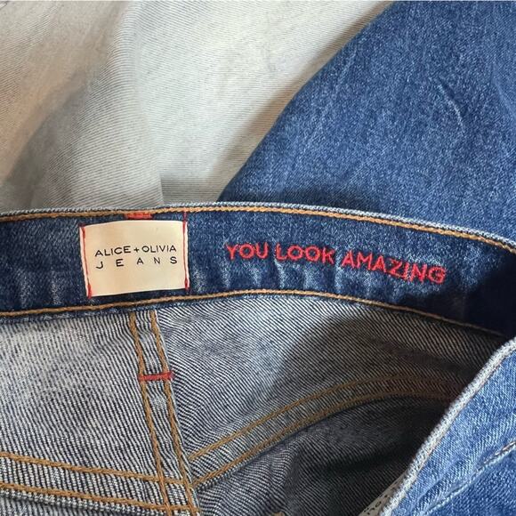 Alice + Olivia Jeans Boyfriend Jeans Two
Tone Blue 24 asymmetrical - Picture 6 of 10